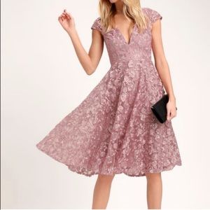 Lulus Jacqueline Floral Lace open back midi Dress